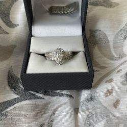 Pear Shape Diamond Wedding Set 