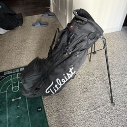 Titliest Golf Bag
