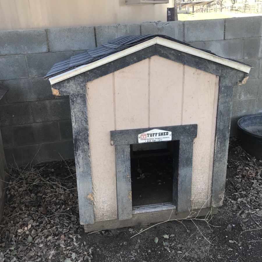 Tuff Shed dog house just a little dirty from sitting but in good condition! Very well built dog house! $150 make offer needs to go!