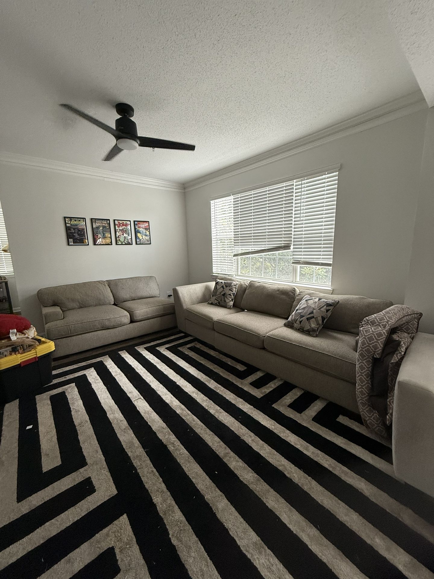 3 Piece Sectional Sofa/Couch