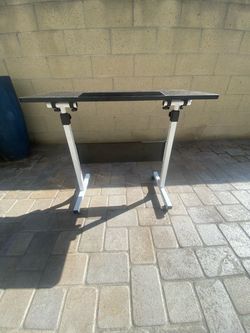 Adjustable table