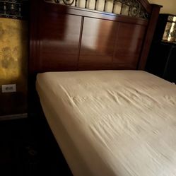 Ashley’s Queen Sized Apt Friendly Bed W/ Storage