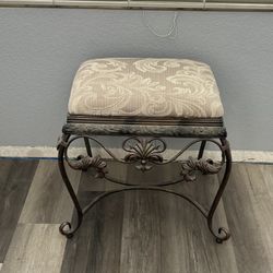 Small Bench Iron
