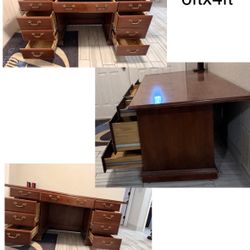 Executive Desk 