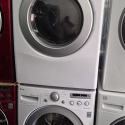 Set LG Washer And Gas Dryer