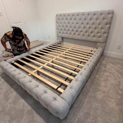 Queen size luxury platform bed frames