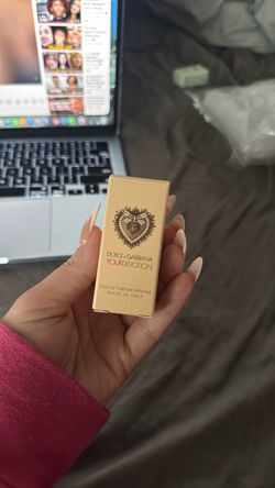 Dolce and Gabbana Your Devotion dabber