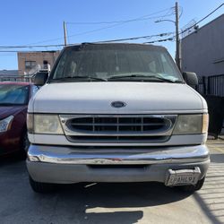 2001 Ford van