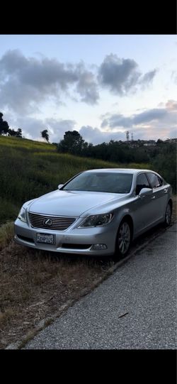 2007 Lexus LS460L