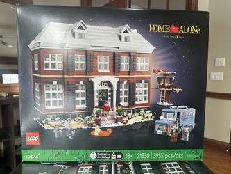 LEGO 21330 Ideas Home Alone set Holiday Christmas NEW SEALED
