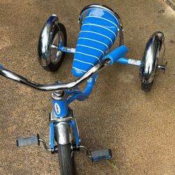 Schwinn Lil Sting-Ray Tricycle