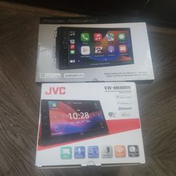 New With Warranty Apple Car Play Wireless Jvc Is 290 And Soundstream Is 149