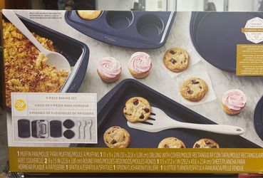 Brand new baking set