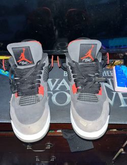 Jordan 4 Infrared