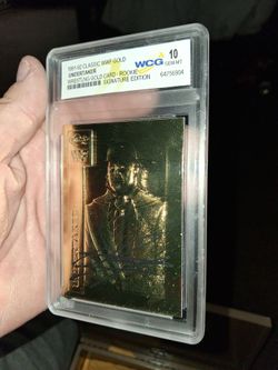 VINTAGE SIGNED UNDERTAKER GOLD GRADED CARD 10