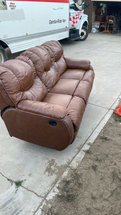 Sofa 140$