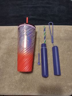Starbucks cup with straw and straw kit