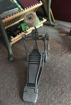 Yamaha bass pedal