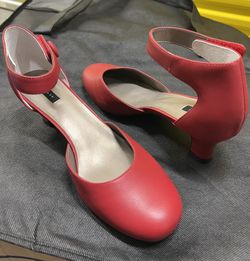 Ladies Mary Jane Heels