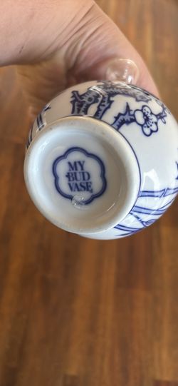 BudVase