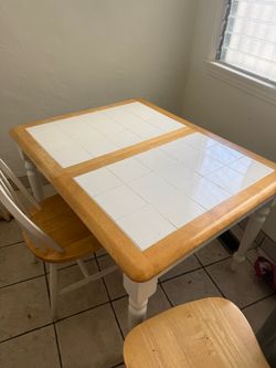 Farmhouse solid wood dining/kitchen table