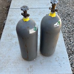 ***Co2  Tanks **** Full