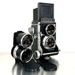 Mamiyaflex C TLR camera + 80/2.8 + 135/4.5 Lens.  80mm 135mm