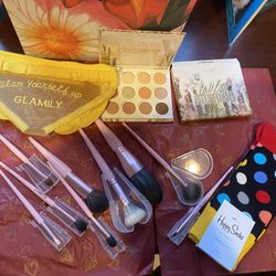 New Makeup Brushes, Socks And Bags