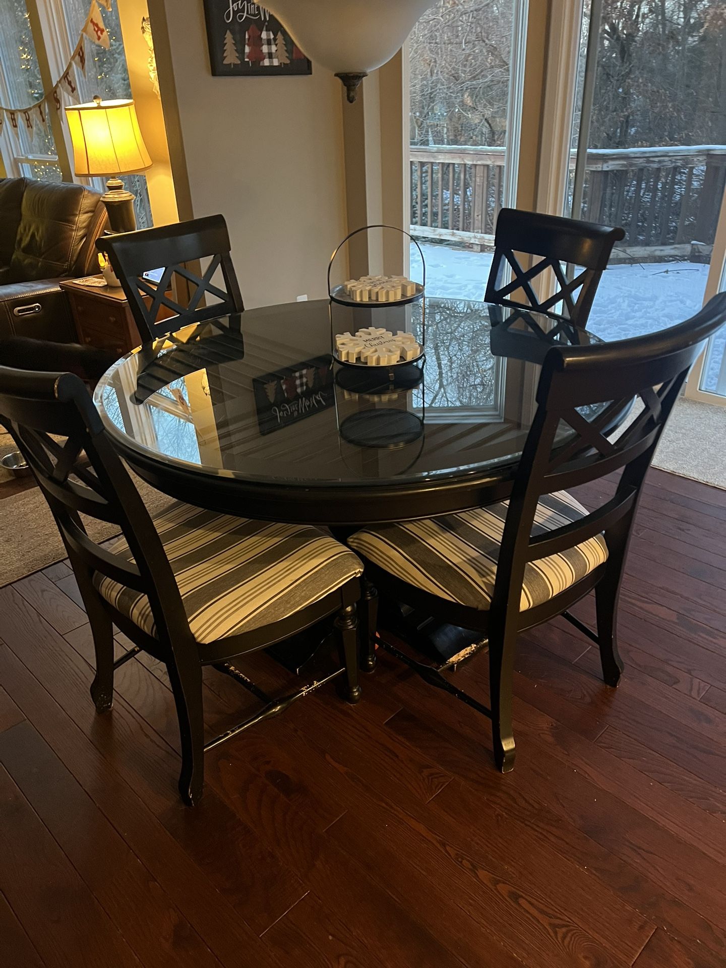 Kitchen Table 