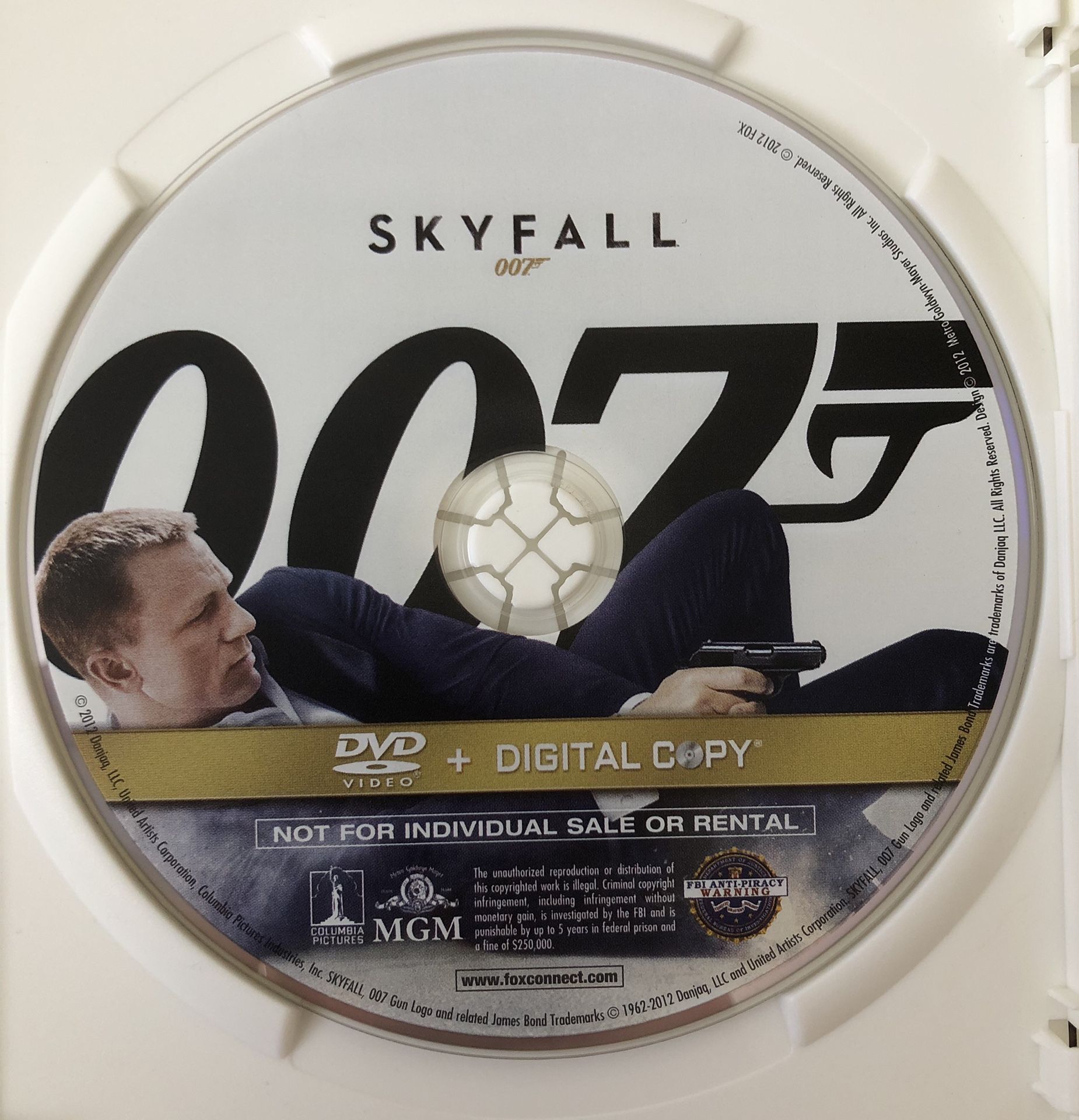 Sky fall 007 DVD (no case)