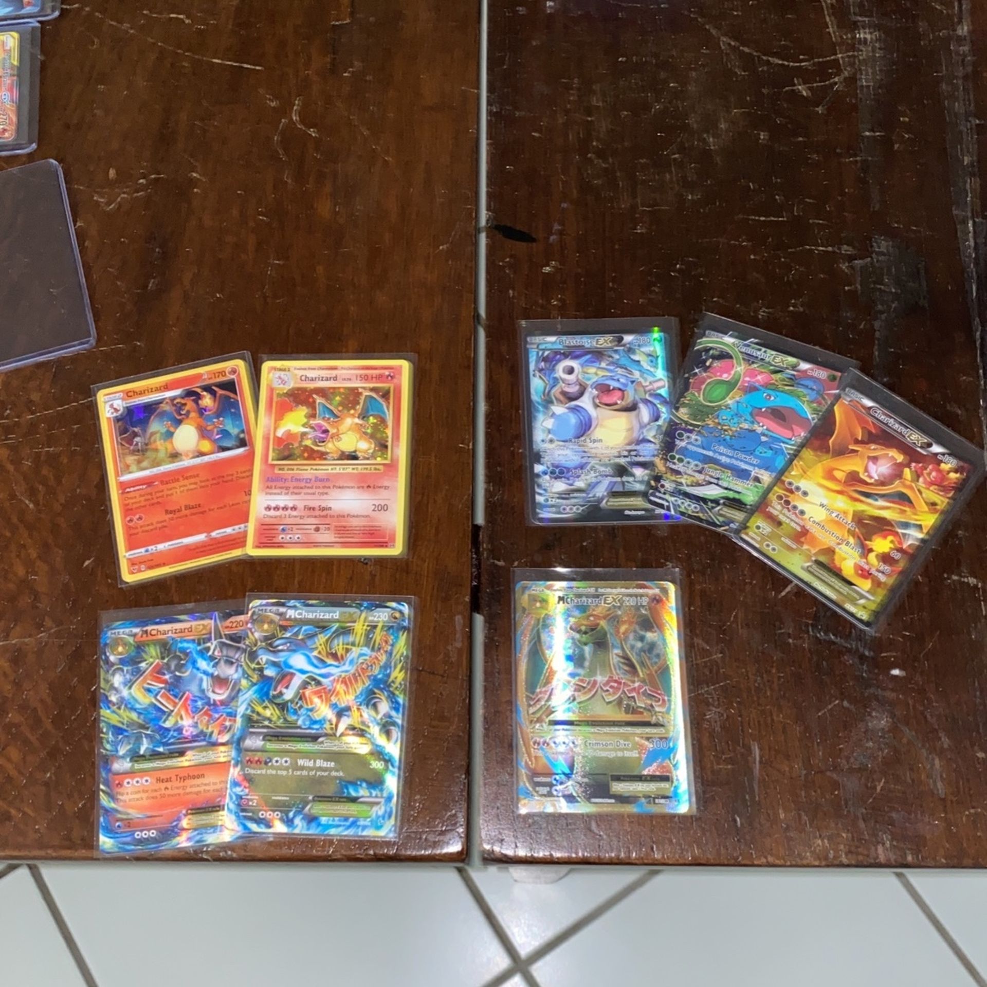 Charizard Pokémon Cards