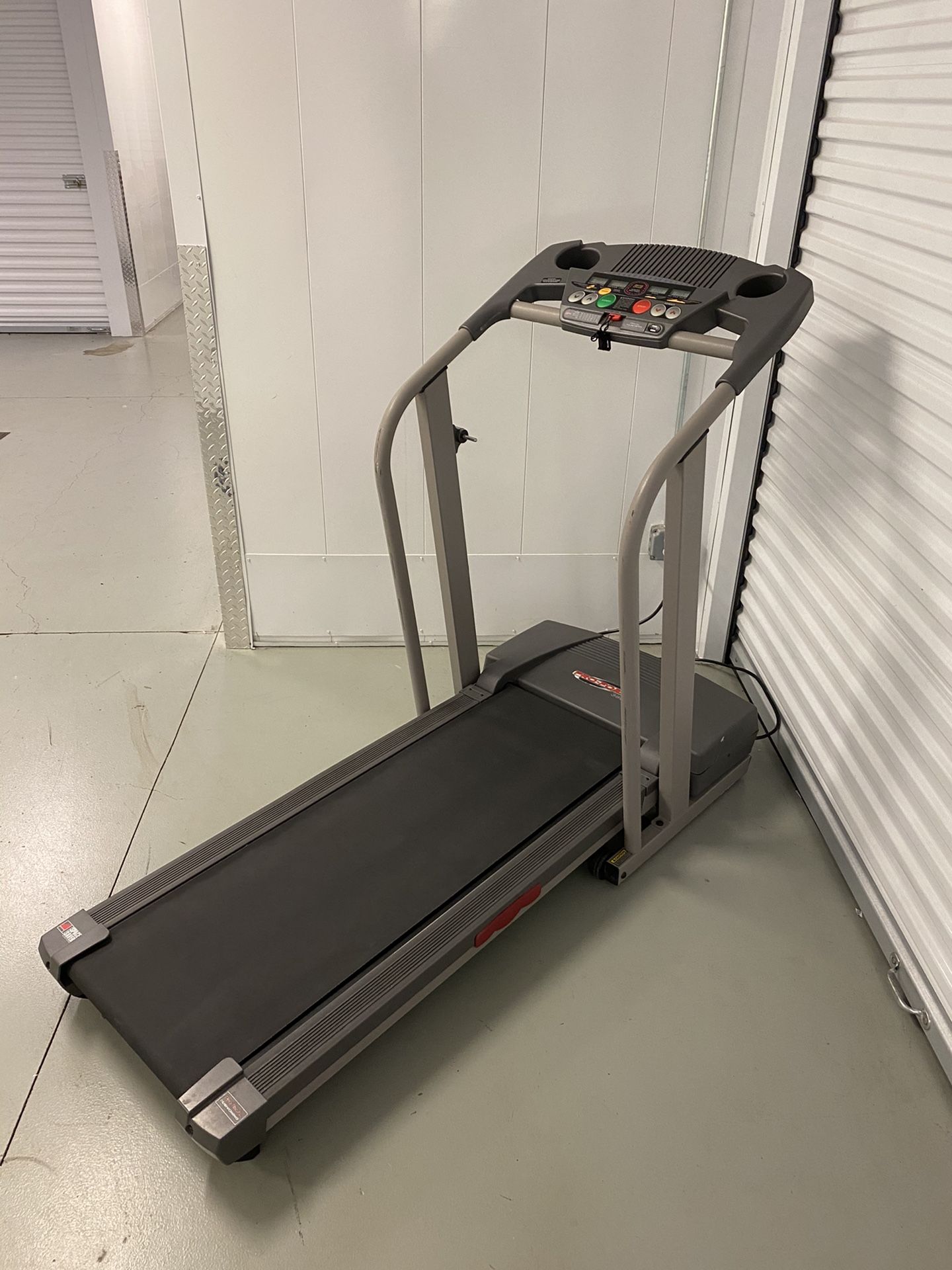 ProForm 380 Treadmill with Power Incline Excellent for Sale in