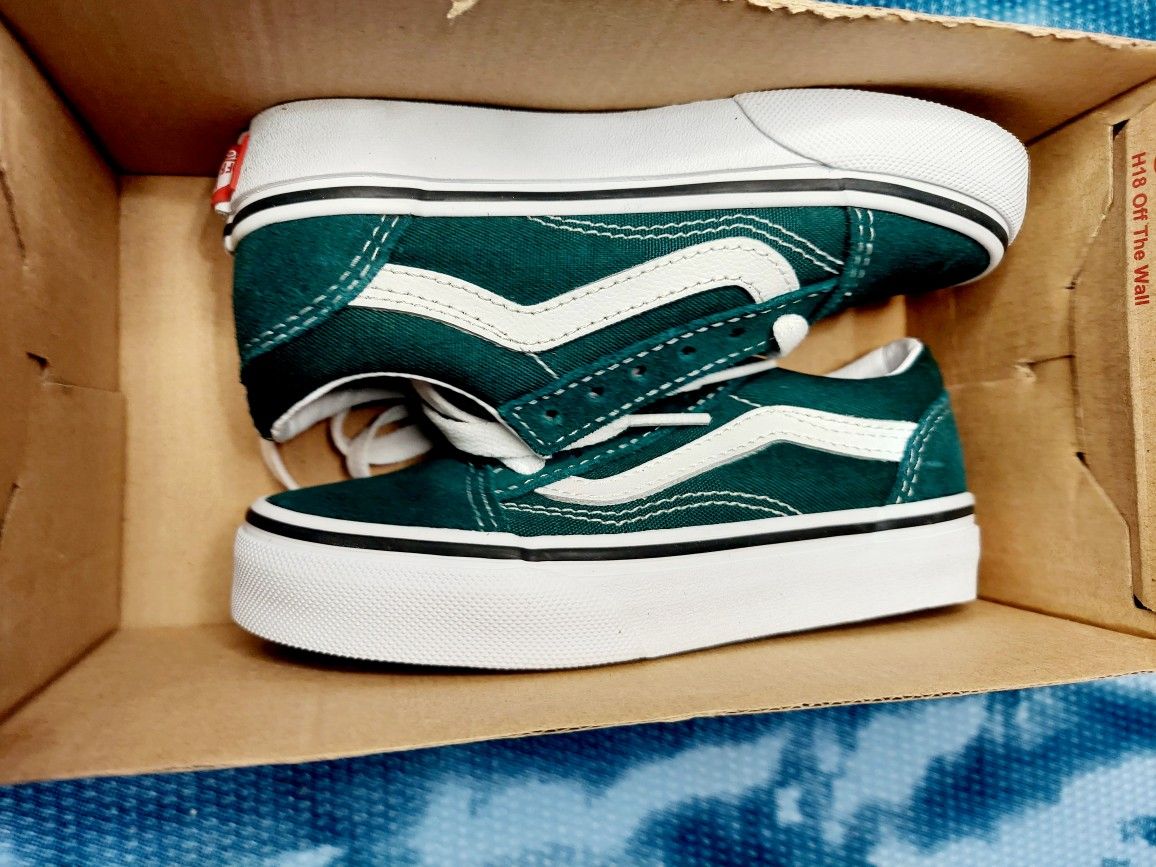 Bistro Green Vans For Kids. Size 10.5