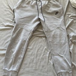 Nike Tech Fleece Sweats
