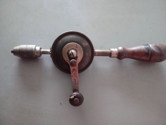 Hand drill