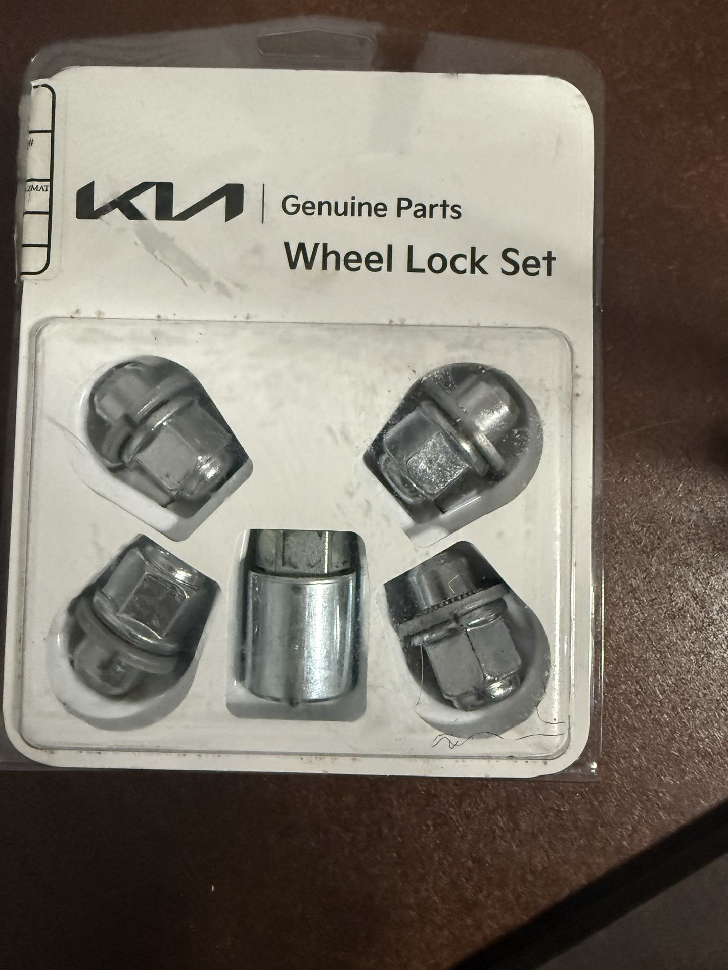 Kia Wheel Lock Set