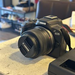 Canon EOS R50