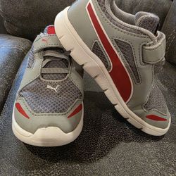 Puma Boy Shoes Size 8