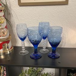 Set Of 4 Blue Cocktail Glasses 