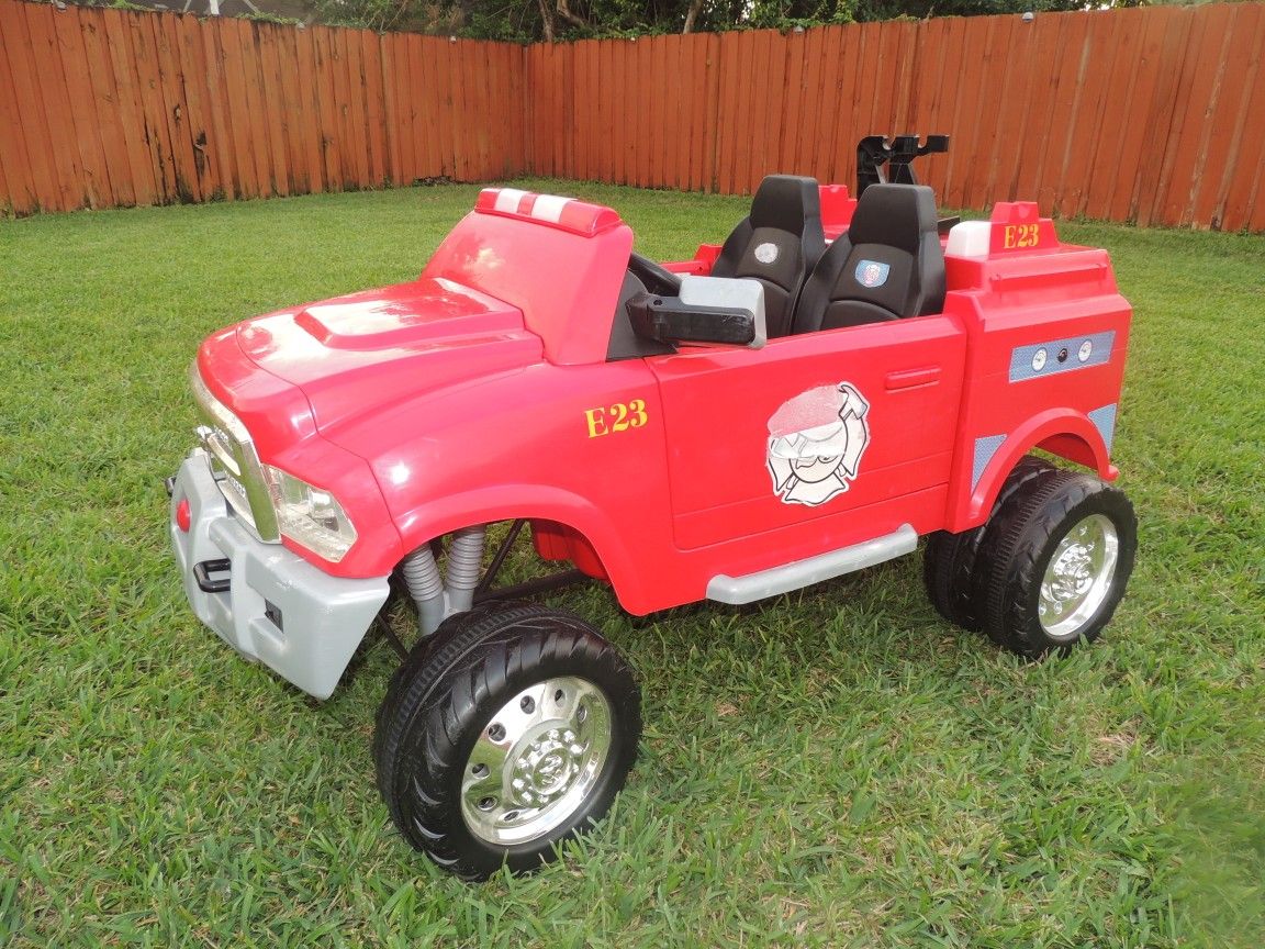 12-Volt RAM 3500 Fire Truck Ride-On Toy Car by Kid Trax, Red