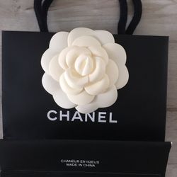CHANEL Shopping Bag 5.5 x 5.5 in
