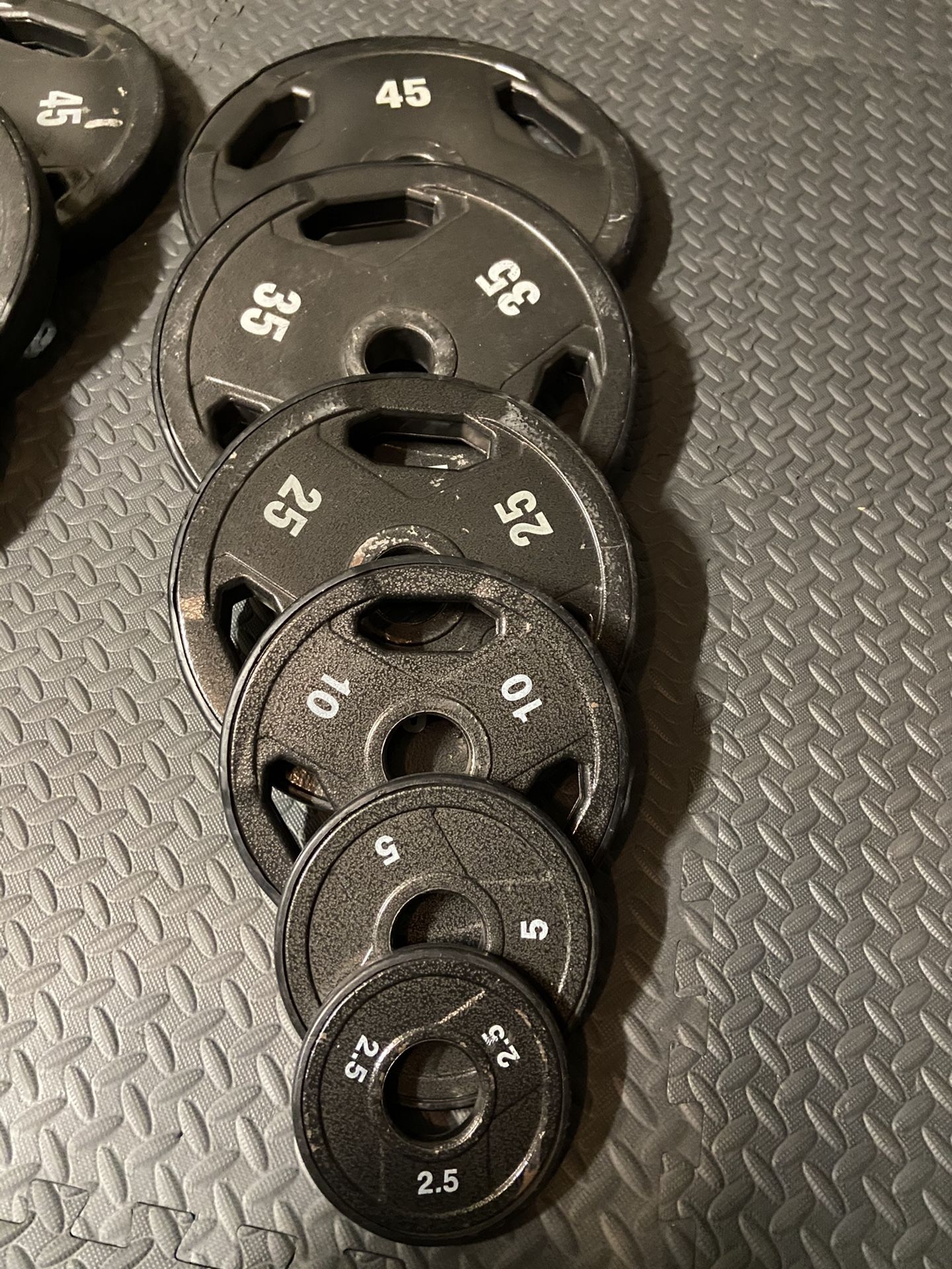Olympic weight set for Sale in Sacramento, CA OfferUp