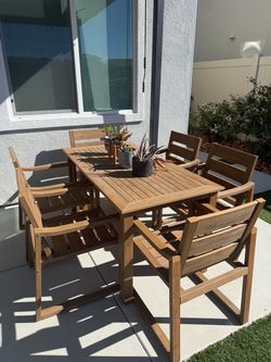 Outdoor dining table