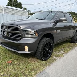 2016 RAM 1500 SPORT 