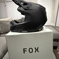 FOX Racing V1 Helmet