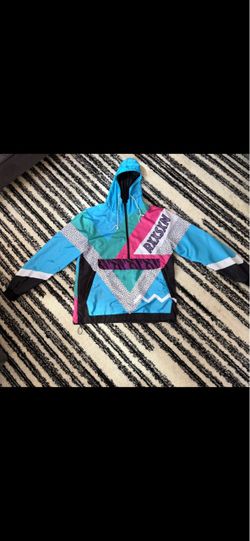 Retro Windbreaker Pullover Jacket