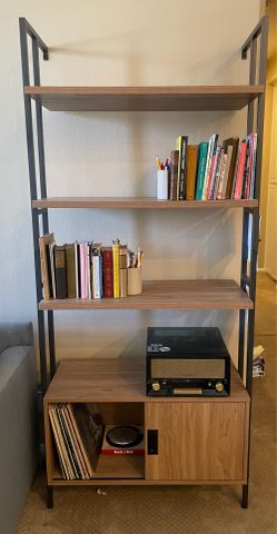 Bookcase / shelving Unit
