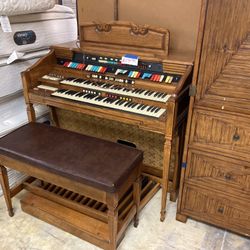 Hammond Organ