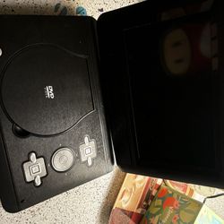 Onn 10” Swivel Screen Portable DVD Player