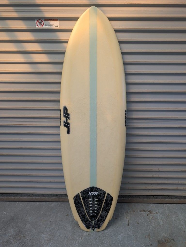 5'8" Hybrid Fish Surfboard